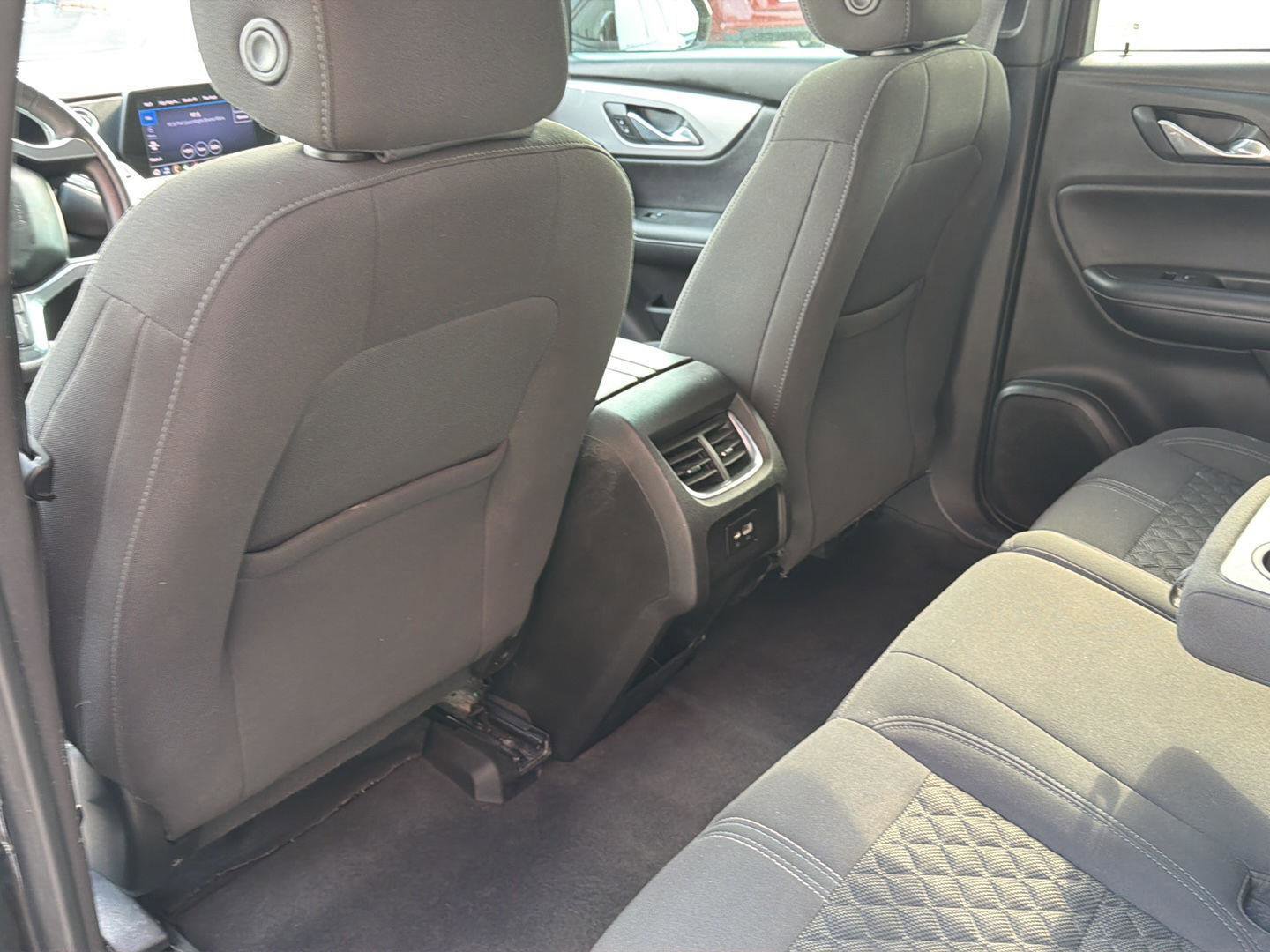 Used 2022 Chevrolet Blazer LT FWD image 14