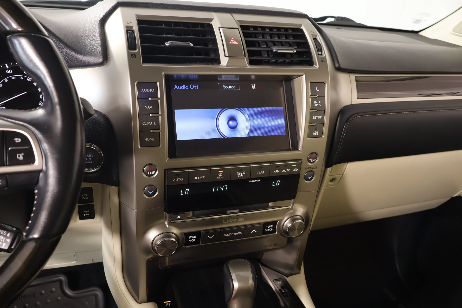 Used 2020 Lexus GX 460 Luxury w/ Off Road Package AWD/4WD image 5