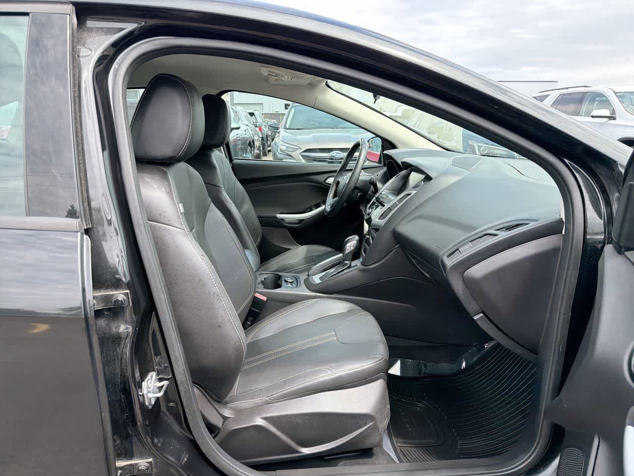 Used 2013 Ford Focus SE FWD image 26