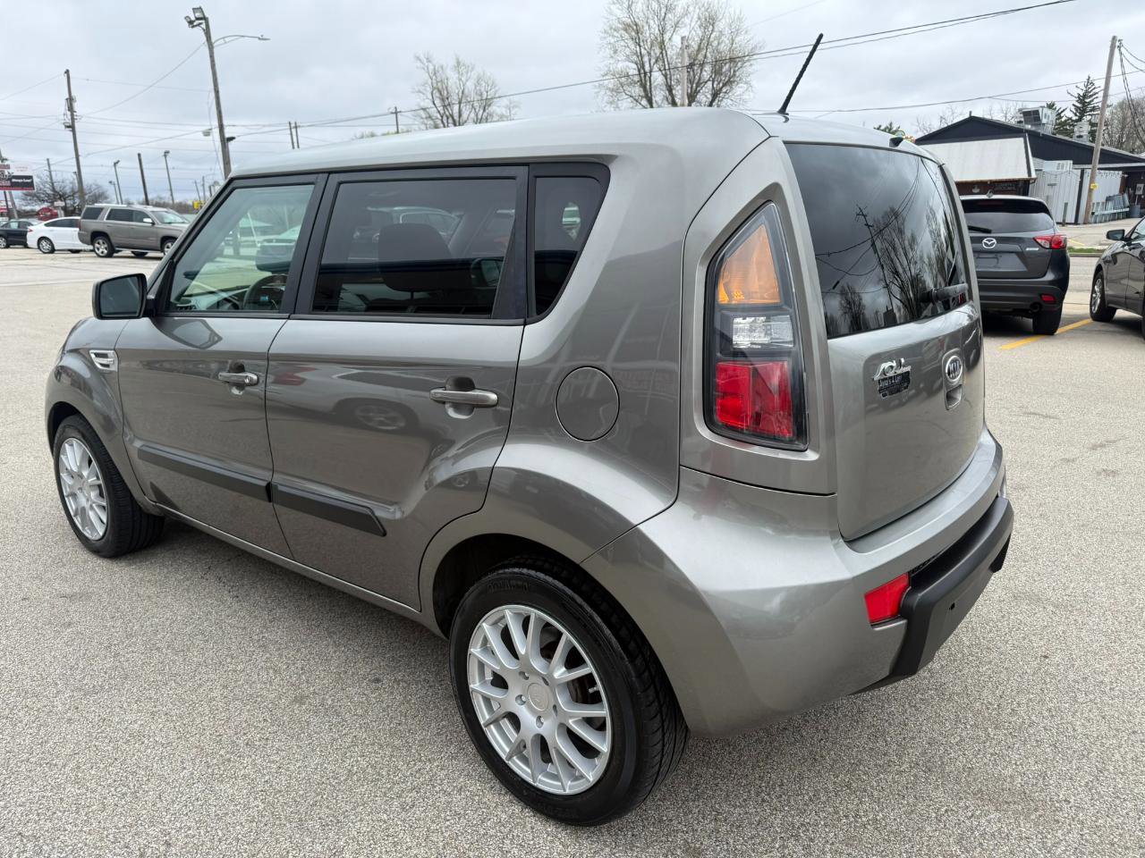 Used 2011 Kia Soul + w/ Audio Pkg image 7