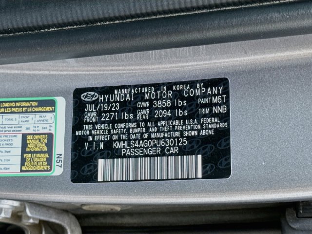 Used 2023 Hyundai Elantra SEL w/ Convenience Package FWD image 32