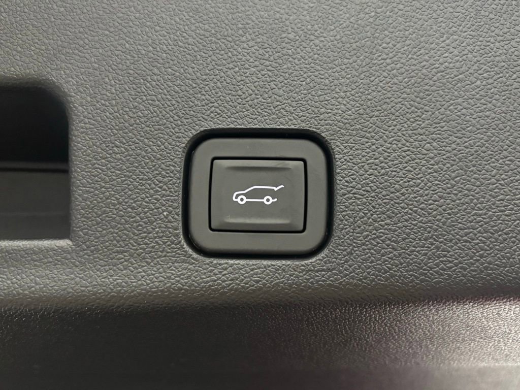 New 2026 GMC Acadia Elevation w/ Elevation Premium Package AWD/4WD image 12