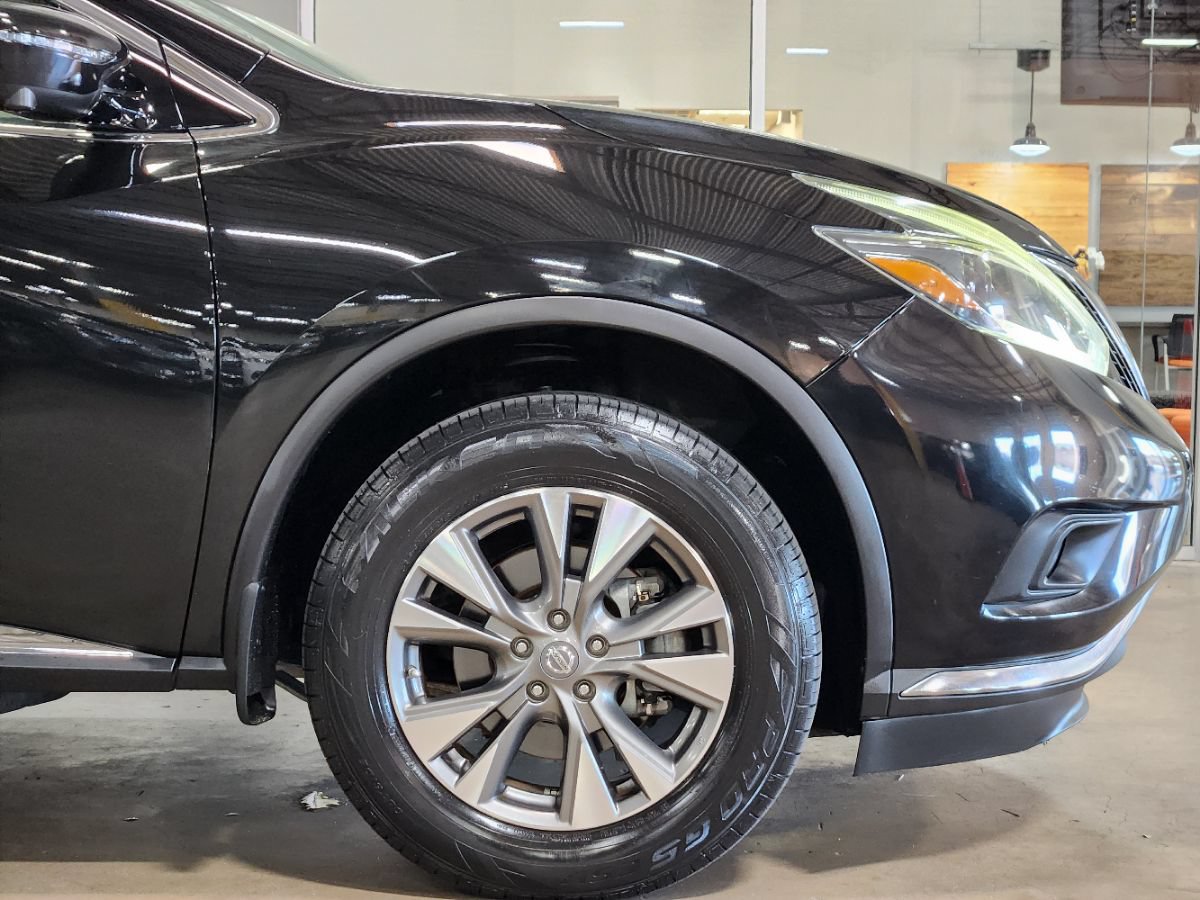 Used 2018 Nissan Murano SL w/ Moonroof Package FWD image 13
