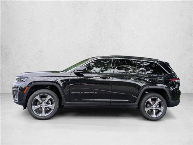 New 2026 Jeep Grand Cherokee Limited w/ Luxury Tech Group II AWD/4WD image 5