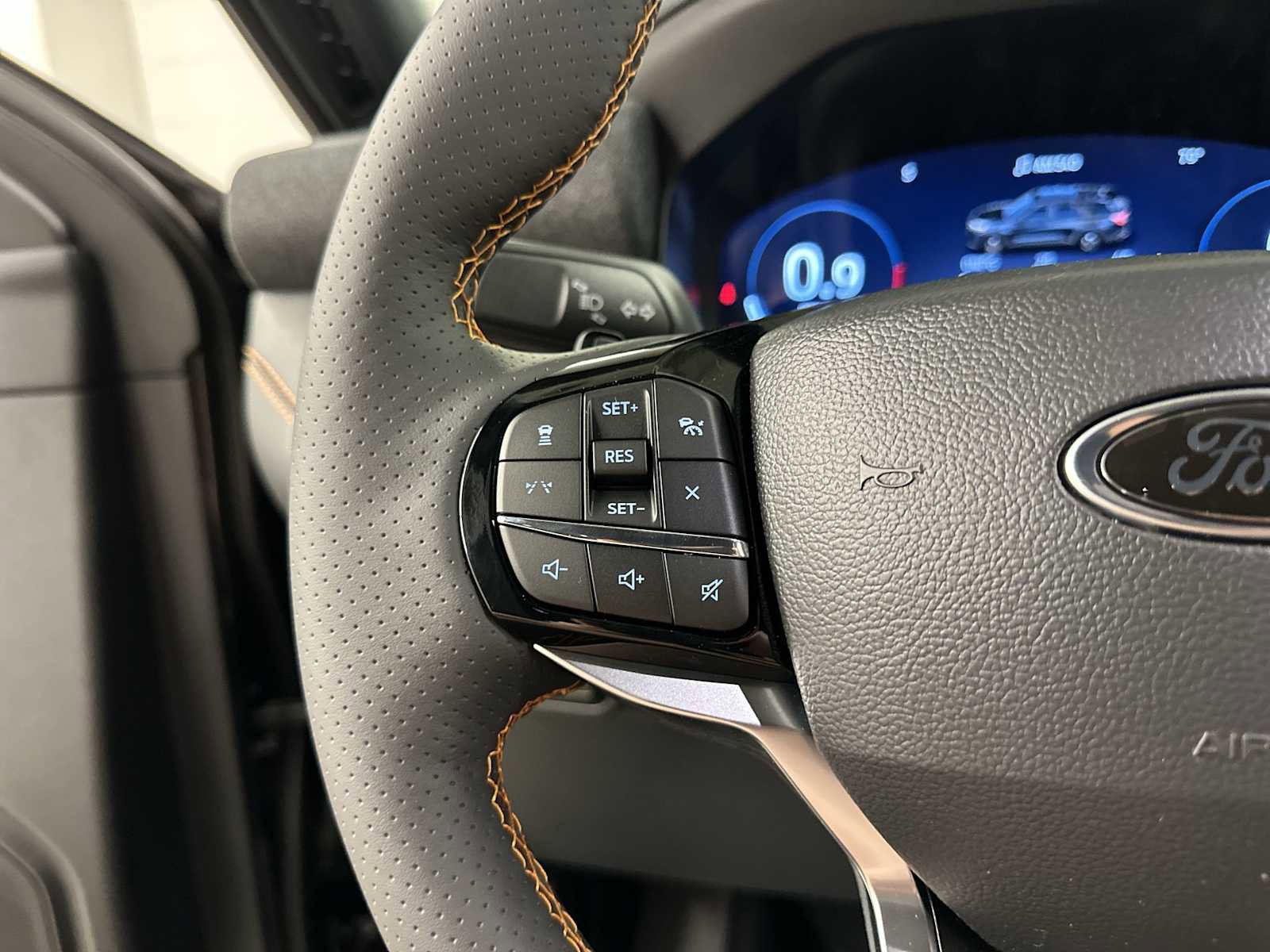 New 2026 Ford Explorer Tremor w/ Tremor Convenience Package AWD/4WD image 8