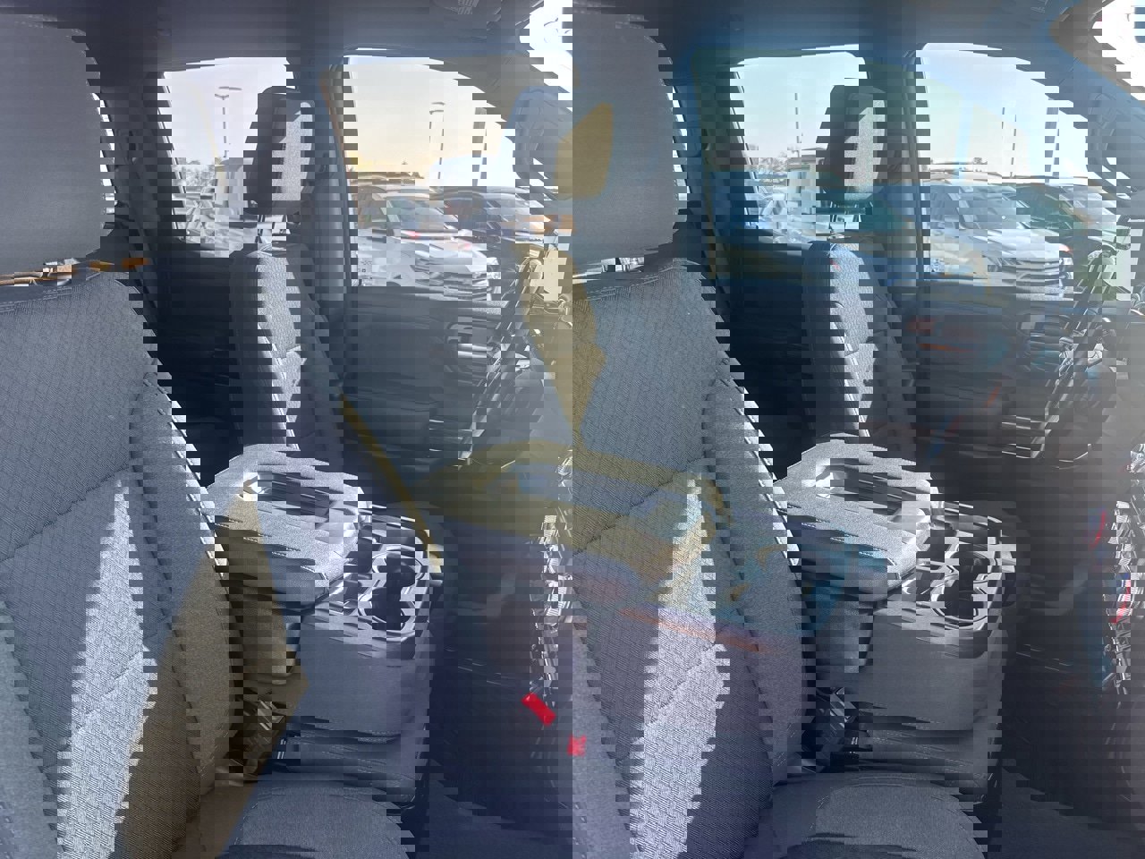 Used 2021 GMC Sierra 1500 Elevation image 12
