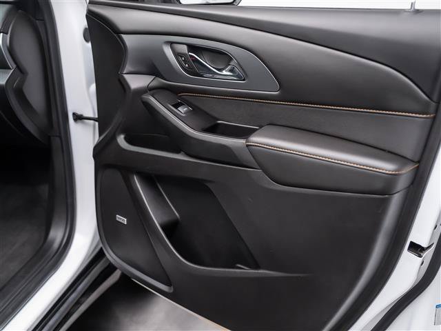 Used 2020 Chevrolet Traverse Premier w/ Redline Edition FWD image 23