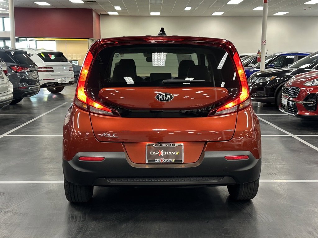 Used 2020 Kia Soul LX image 6