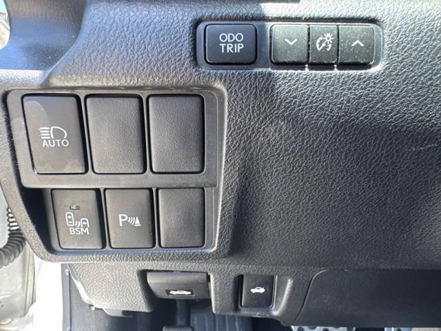 Used 2020 Lexus IS 350 F Sport w/ F Sport Package RWD image 21