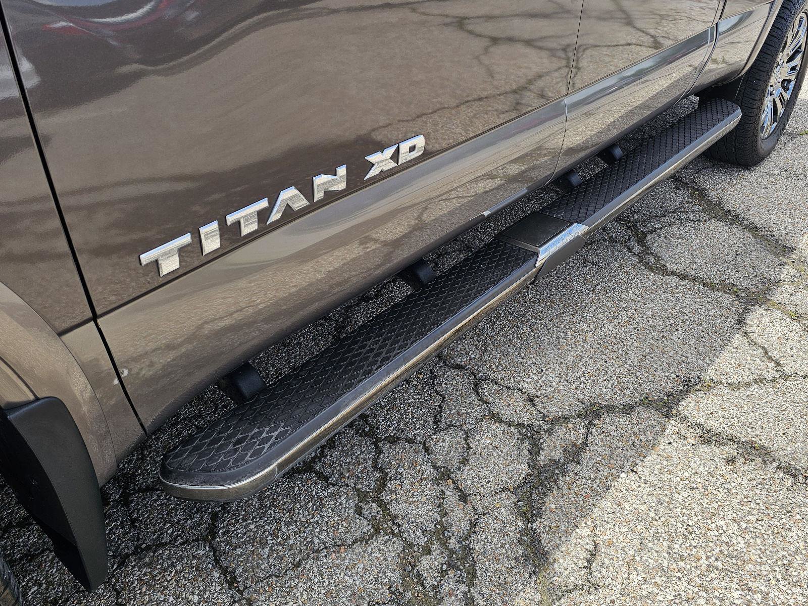 Used 2016 Nissan Titan Platinum Reserve image 44