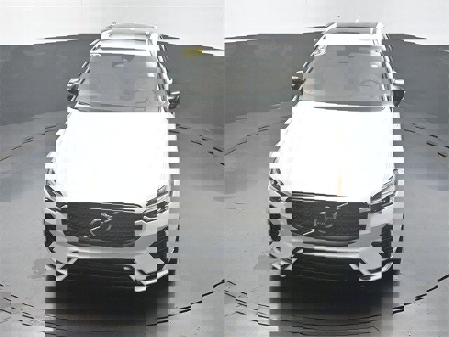 Certified 2025 Volvo XC60 T8 Ultra w/ Protection Package Premier image 43