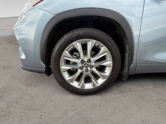 Used 2020 Toyota Highlander Limited AWD/4WD image 14