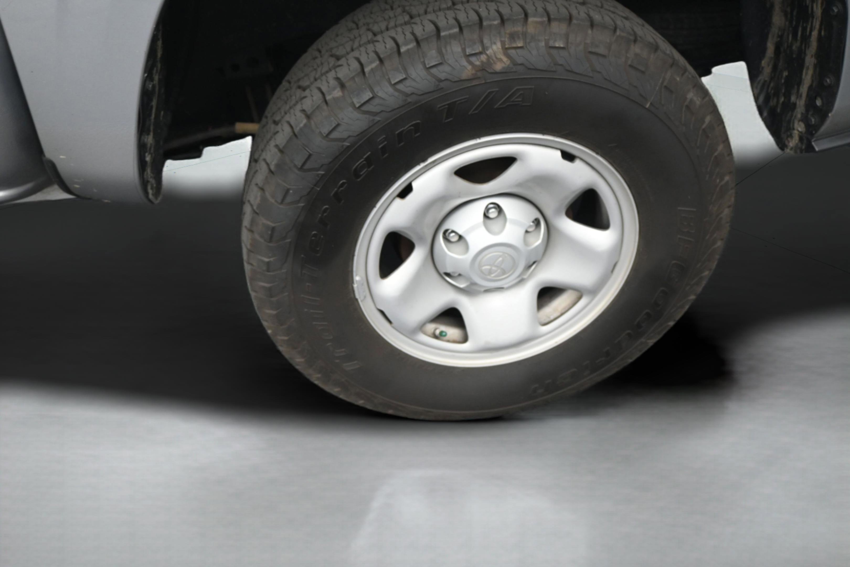 Used 2021 Toyota Tacoma SR AWD/4WD image 38