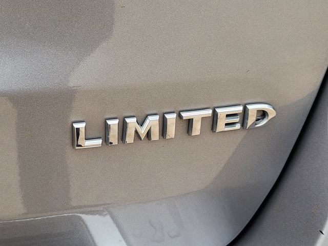 Used 2020 Jeep Grand Cherokee Limited RWD image 12