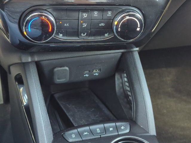 Used 2024 Chevrolet TrailBlazer RS w/ Driver Confidence Package image 8