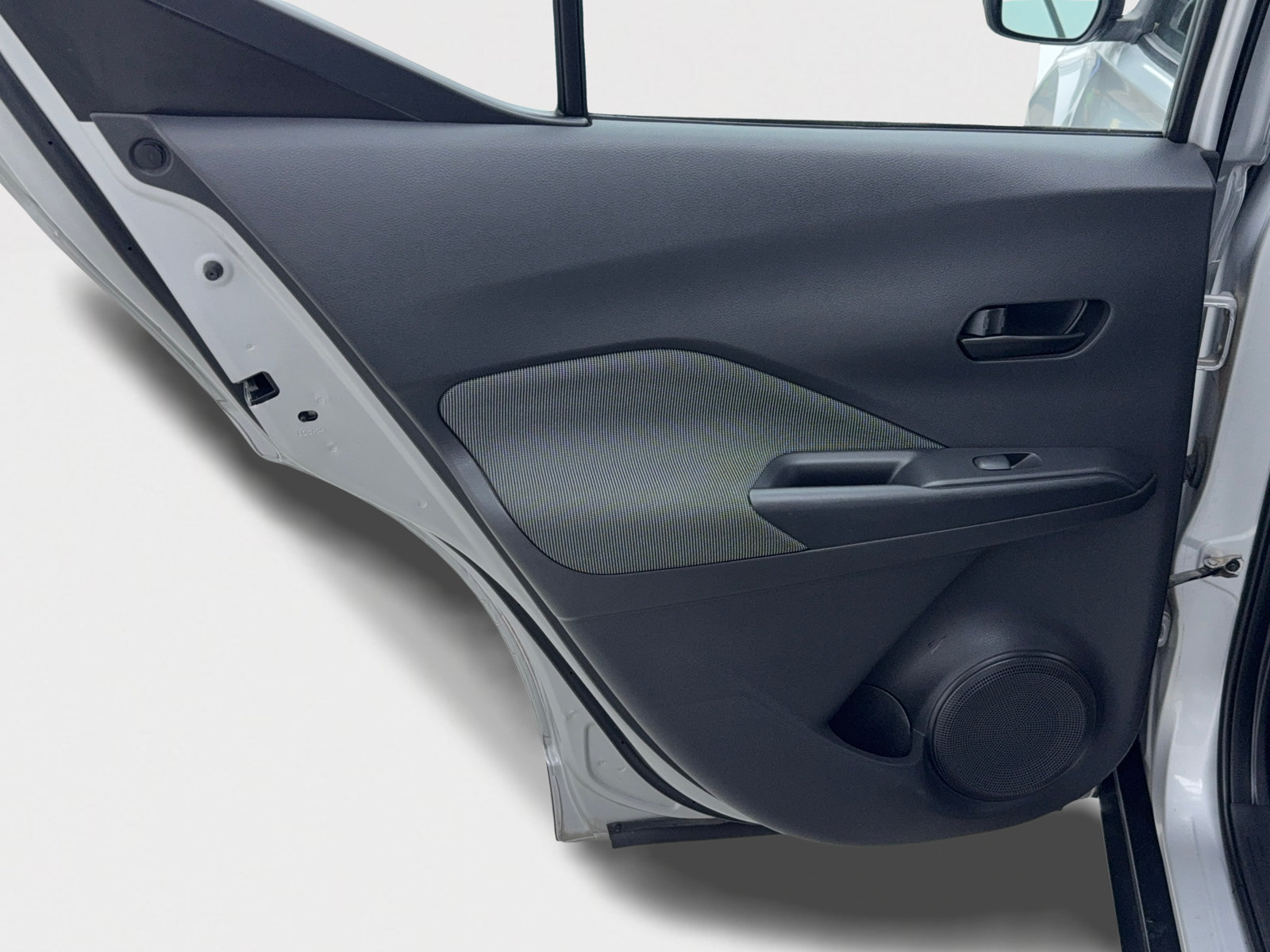 Used 2020 Nissan Kicks S FWD image 46