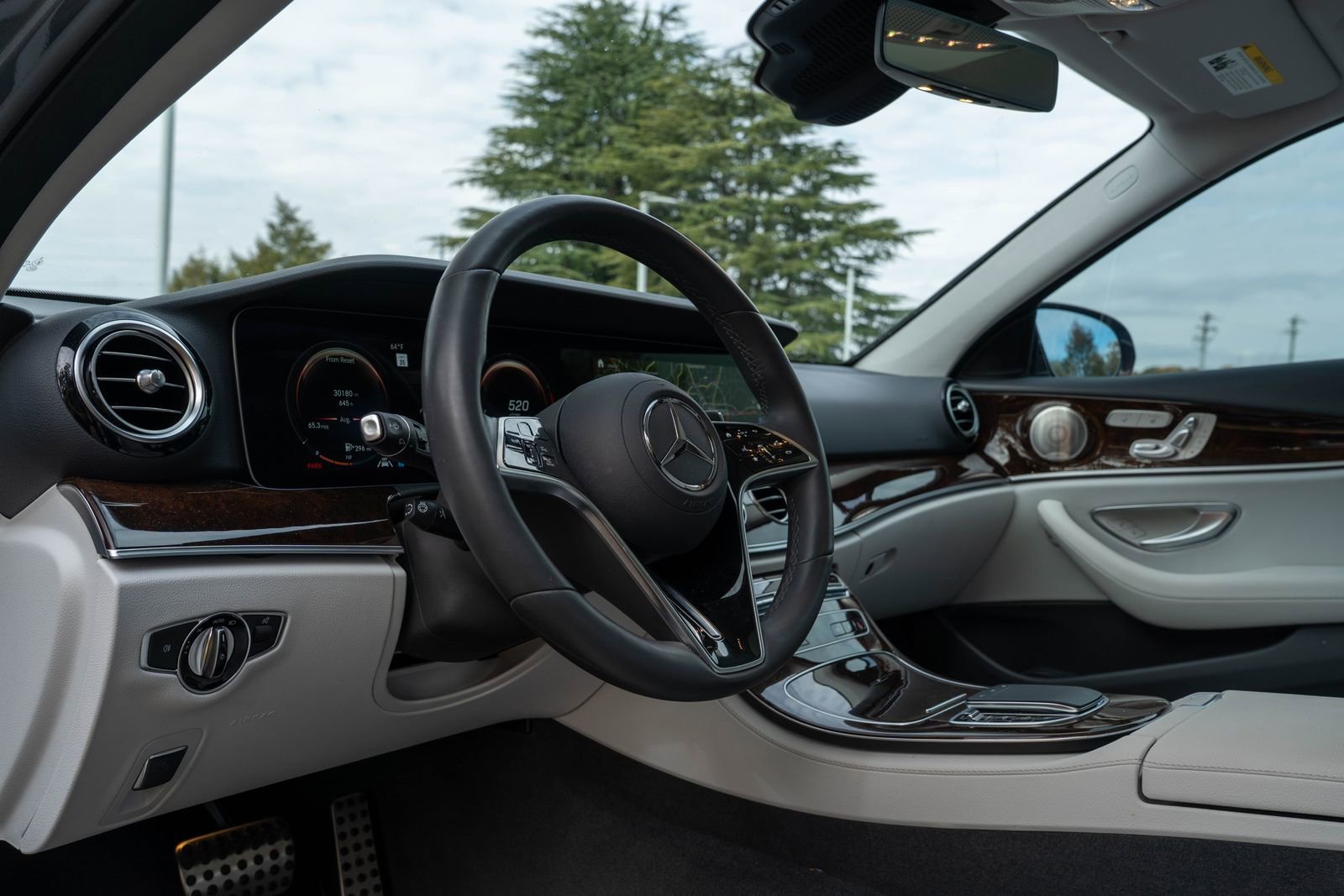 Used 2023 Mercedes-Benz E 450 4MATIC All-Terrain Wagon image 19