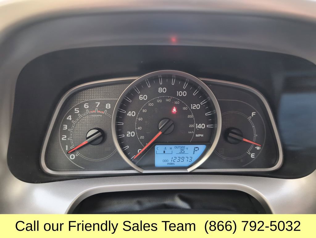 Used 2015 Toyota RAV4 LE image 18