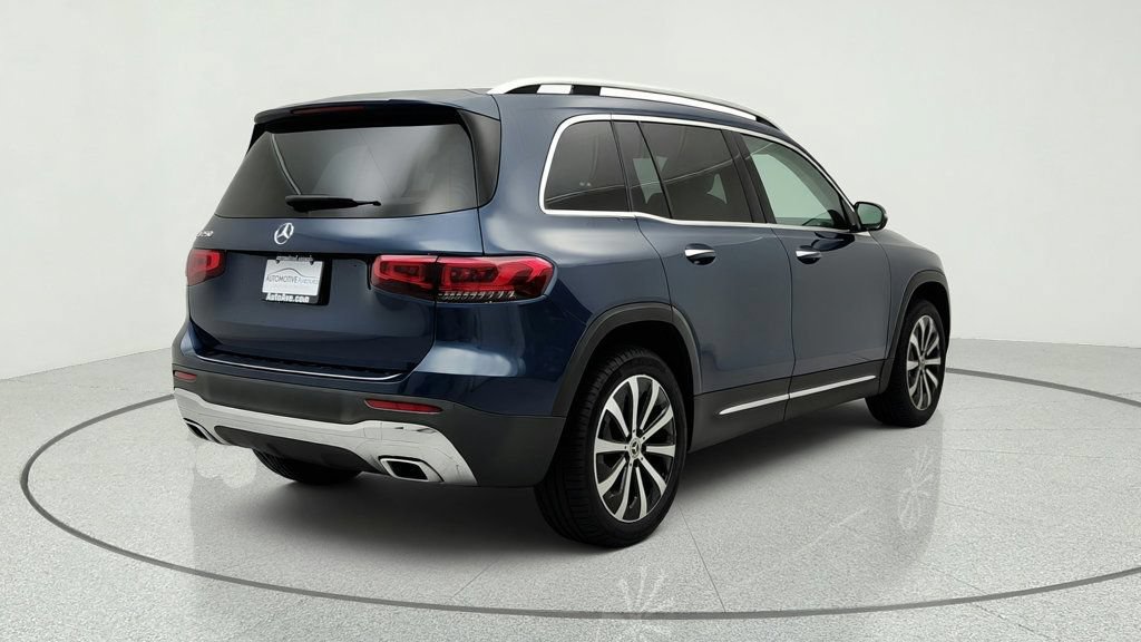 Used 2022 Mercedes-Benz GLB 250 w/ Premium Package Lite image 5