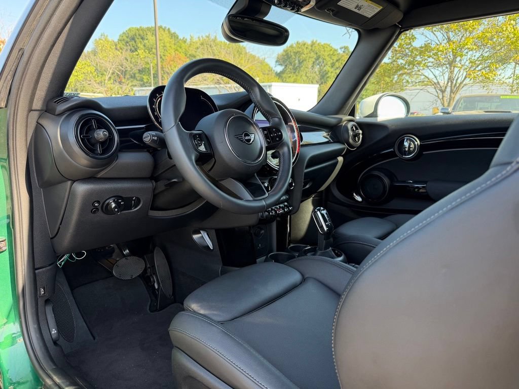 Used 2023 MINI Cooper S FWD image 10