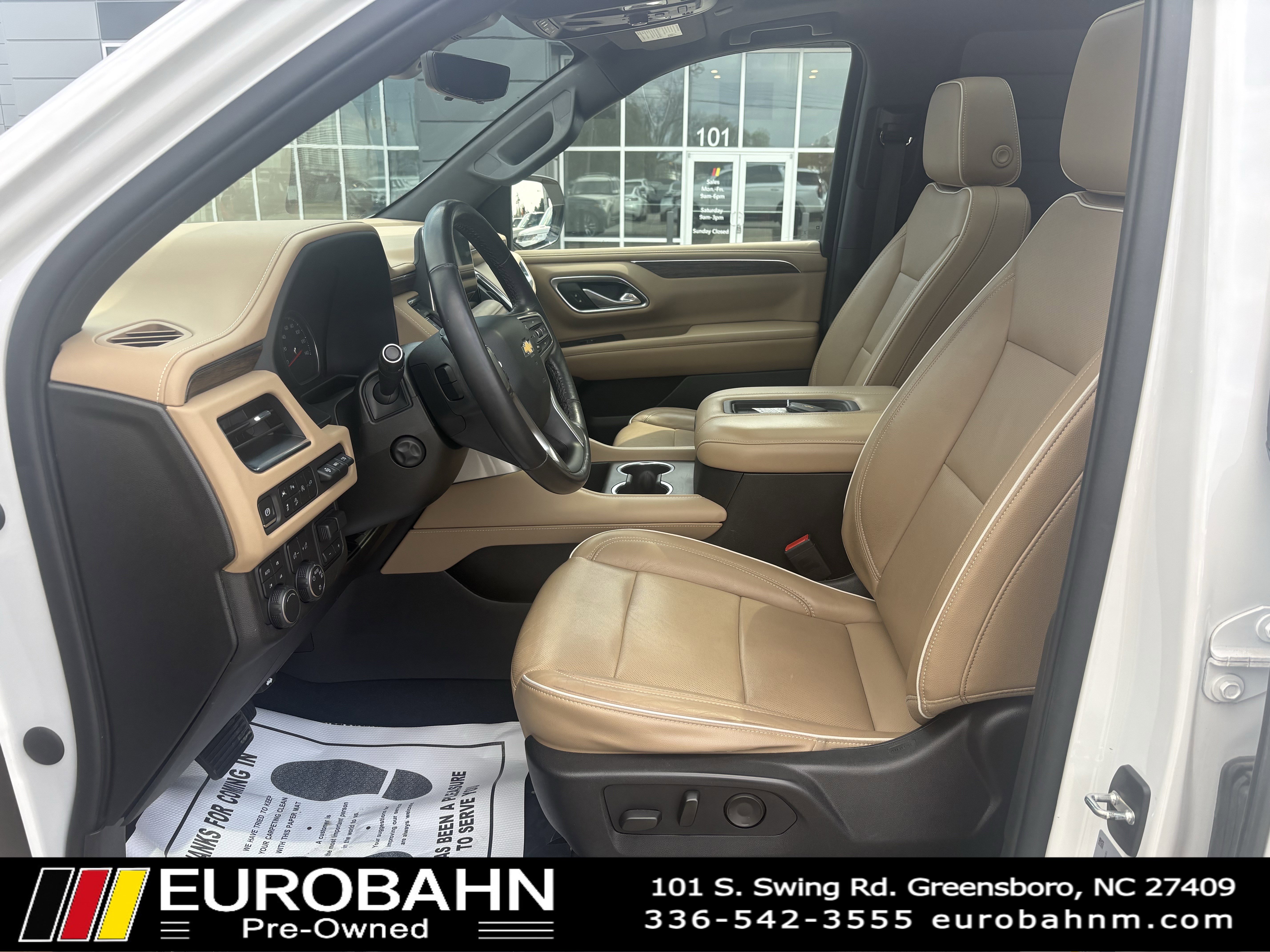 Used 2021 Chevrolet Tahoe Premier w/ Premium Package image 7