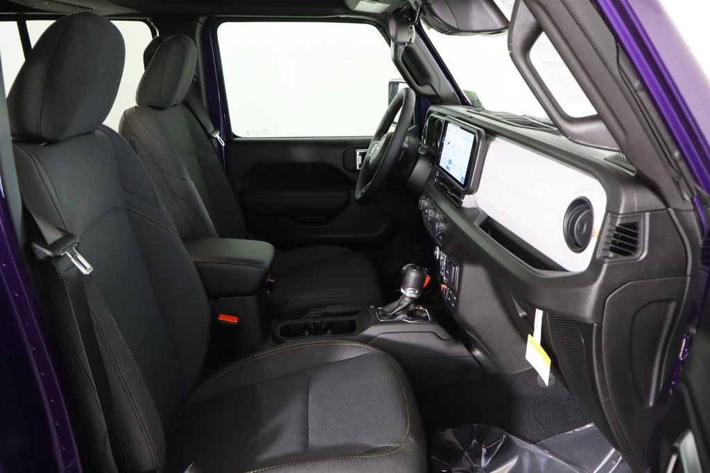 New 2026 Jeep Gladiator Willys AWD/4WD image 19