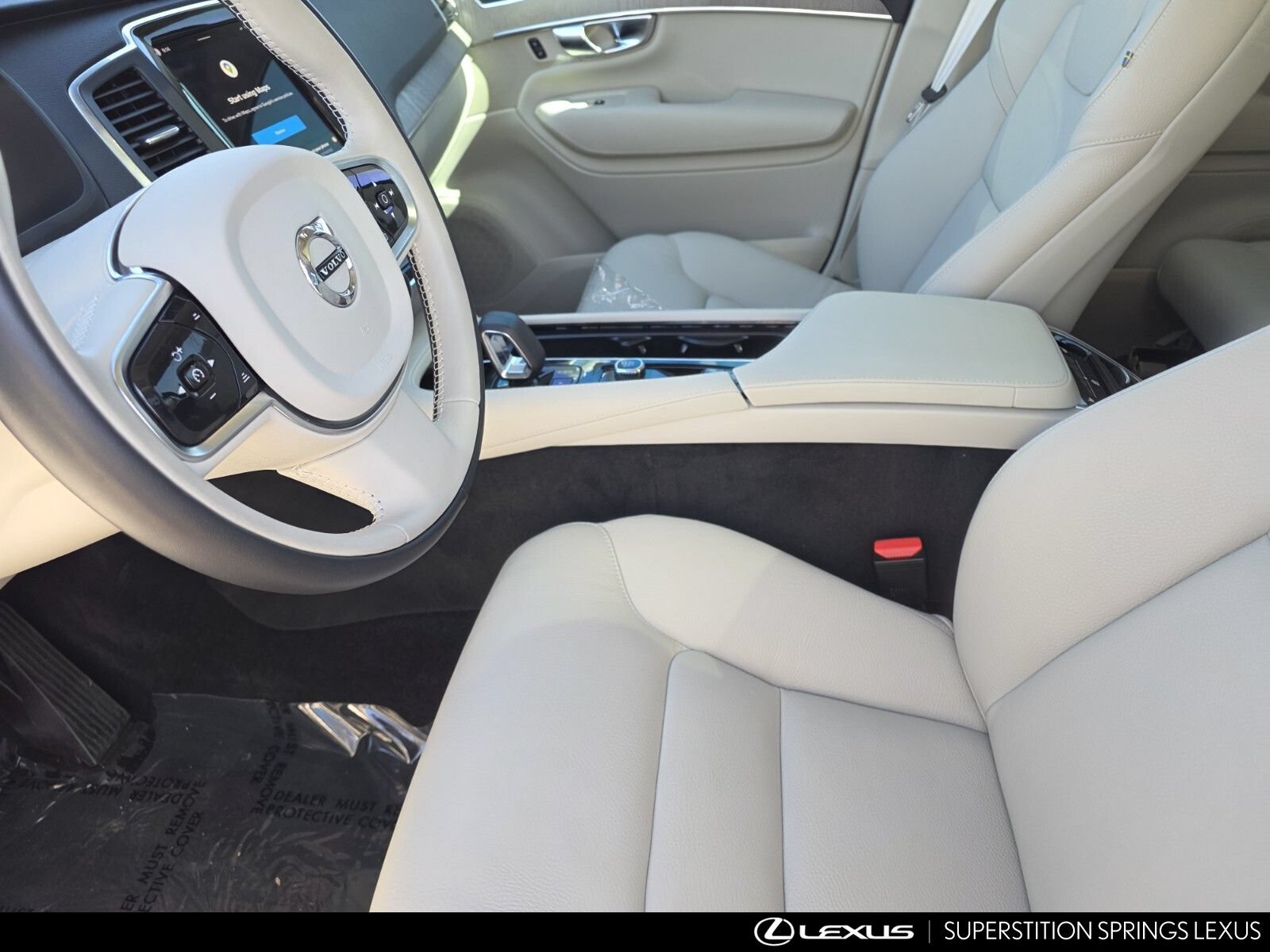 Used 2024 Volvo XC90 B6 Core w/ Protection Package Premier AWD/4WD image 12