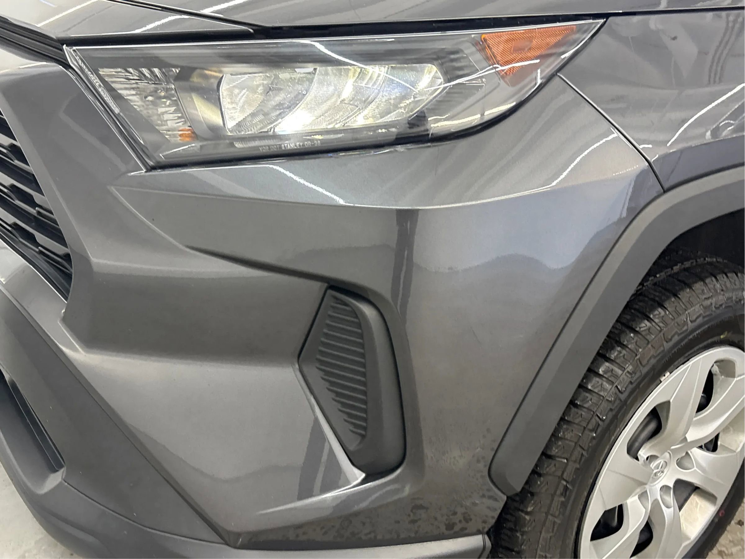 Used 2021 Toyota RAV4 LE image 33
