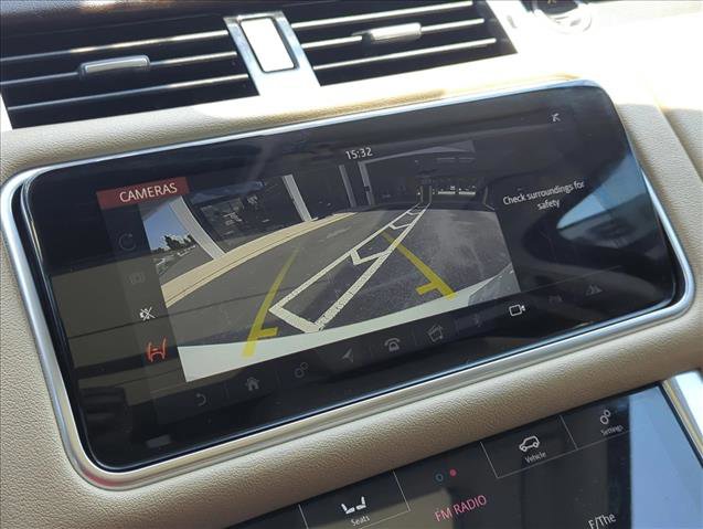 Used 2018 Land Rover Range Rover Sport HSE image 15