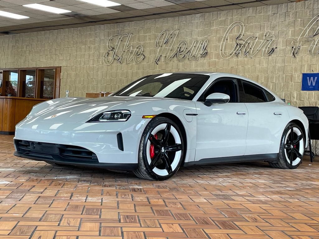 Used 2025 Porsche Taycan 4S w/ Premium Package AWD/4WD image 4