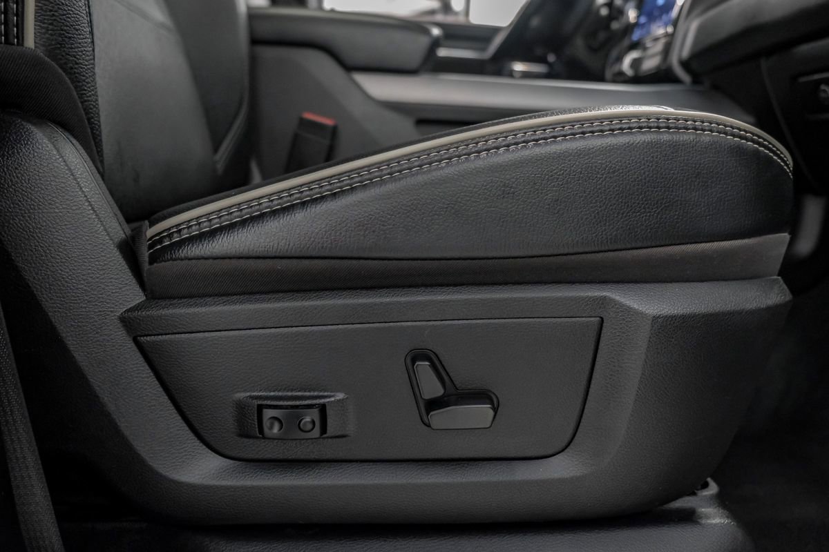 Used 2024 RAM 3500 Laramie w/ Night Edition image 35