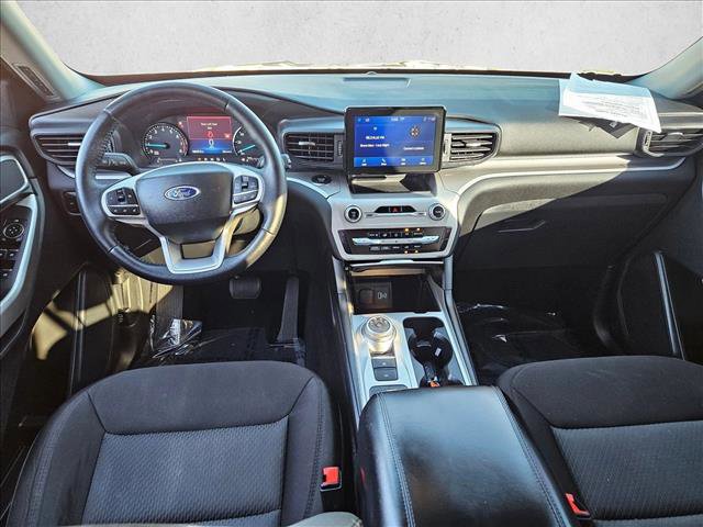 Used 2023 Ford Explorer XLT RWD image 16