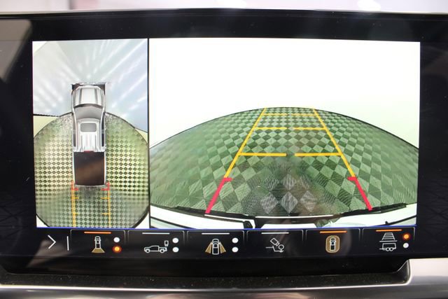 New 2026 GMC Sierra 1500 SLT w/ SLT Premium Plus Package image 3