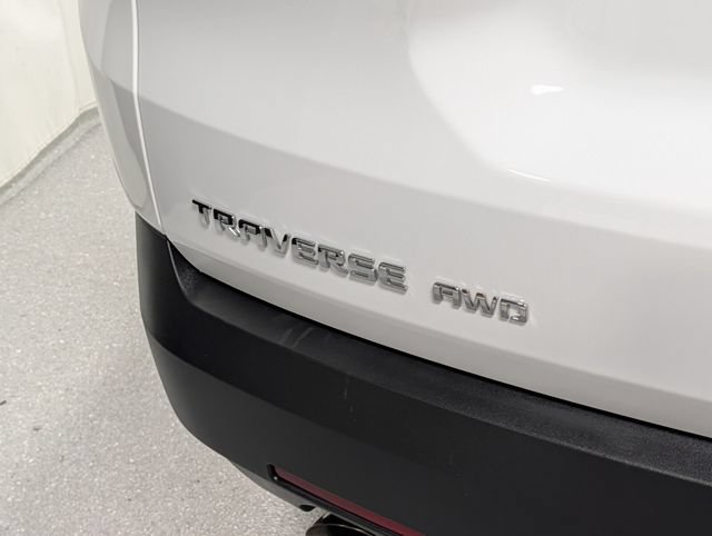 Certified 2023 Chevrolet Traverse LT w/ LPO, Floor Liner Package AWD/4WD image 5