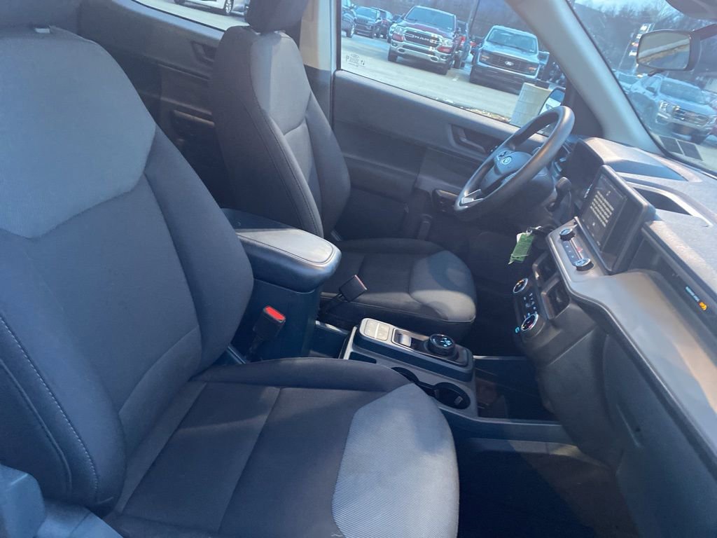 Used 2024 Ford Maverick XL image 9