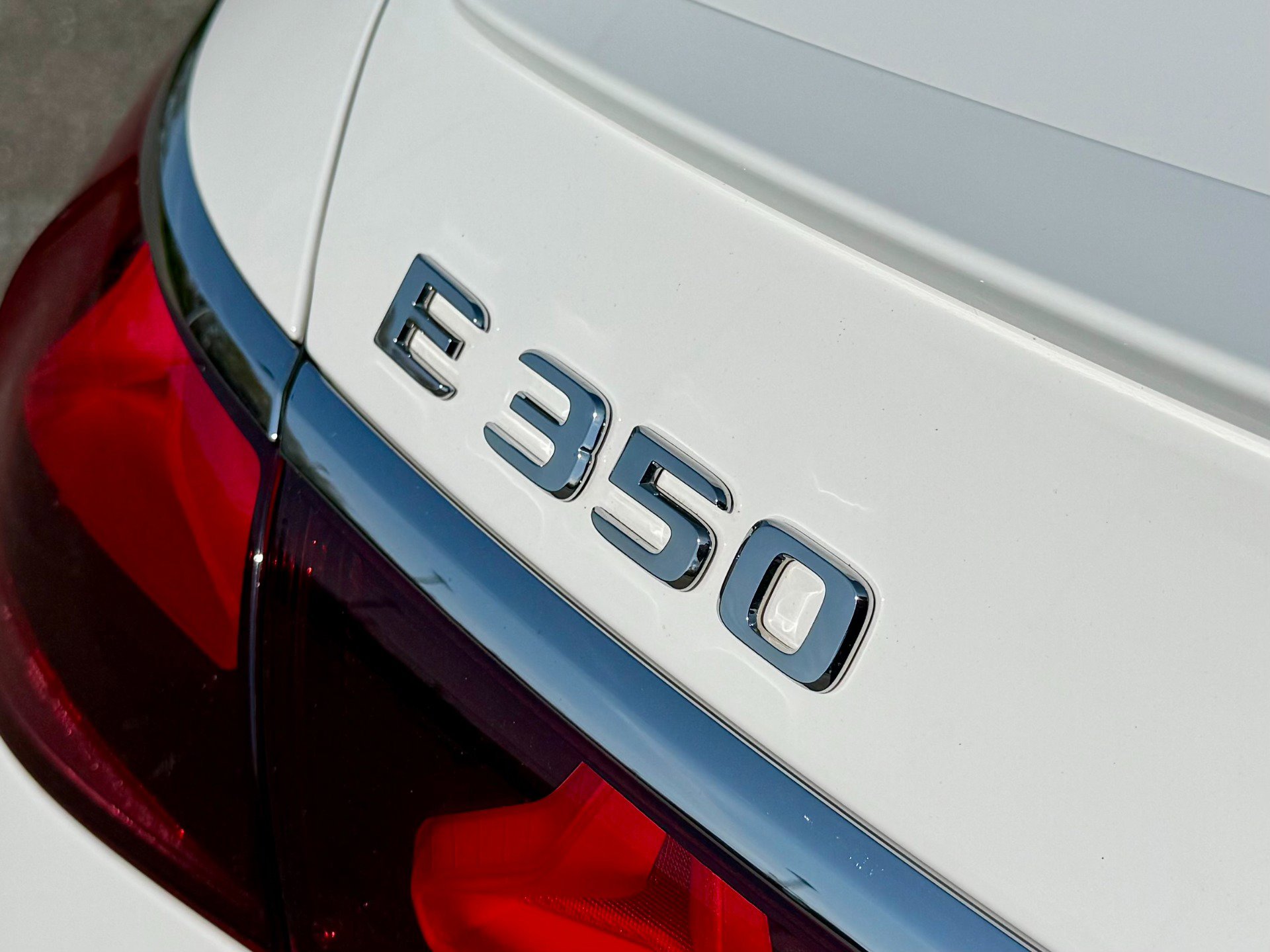 Used 2025 Mercedes-Benz E 350 Sedan image 40
