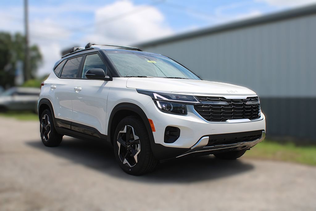 New 2026 Kia Seltos S image 3