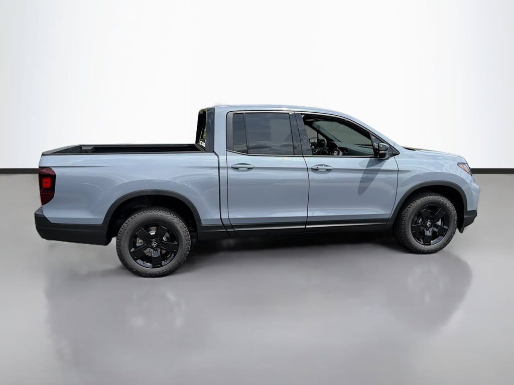 New 2026 Honda Ridgeline Black Edition image 5