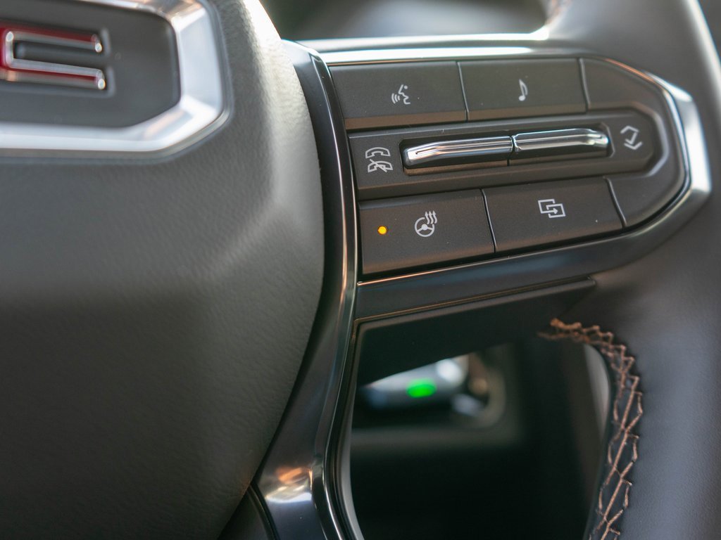 New 2026 GMC Yukon XL AT4 w/ AT4 Premium Package image 23