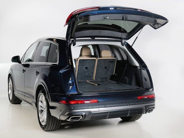 New 2026 Audi Q7 3.0T Prestige AWD/4WD image 6