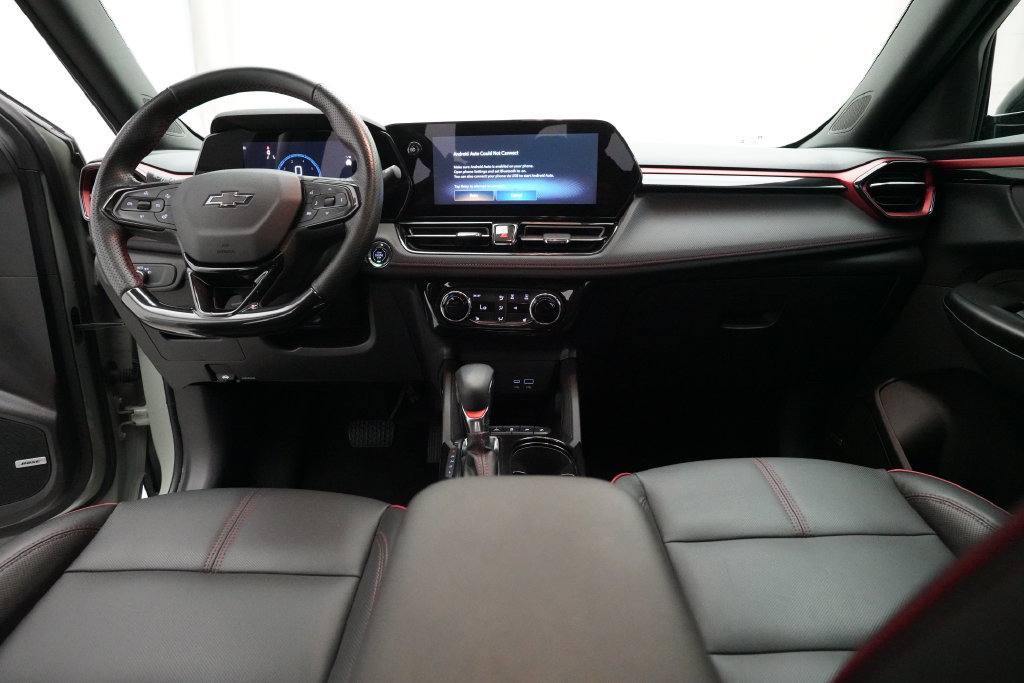 Used 2024 Chevrolet TrailBlazer RS w/ Convenience Package FWD image 5