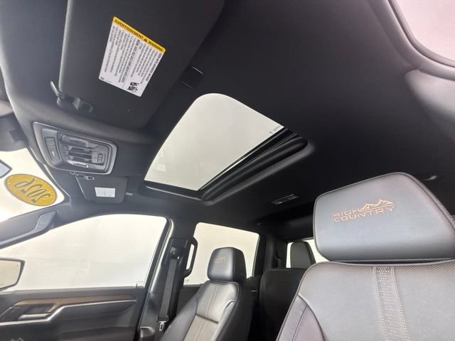 New 2026 Chevrolet Silverado 1500 High Country w/ Midnight Edition AWD/4WD image 23