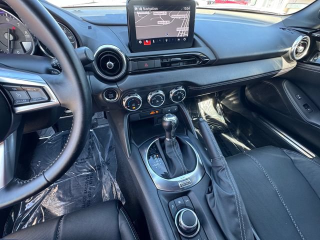 Used 2021 MAZDA MX-5 Miata Grand Touring RWD image 19