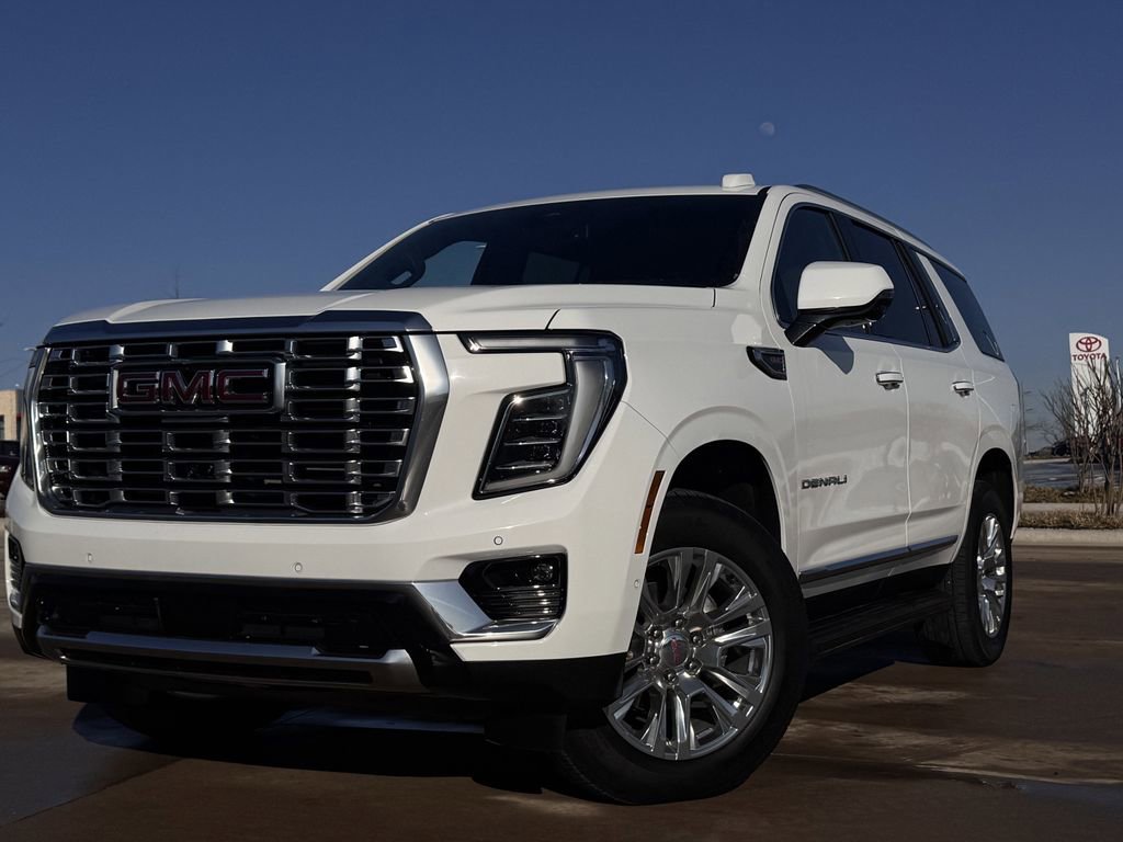 Used 2025 GMC Yukon Denali image 2