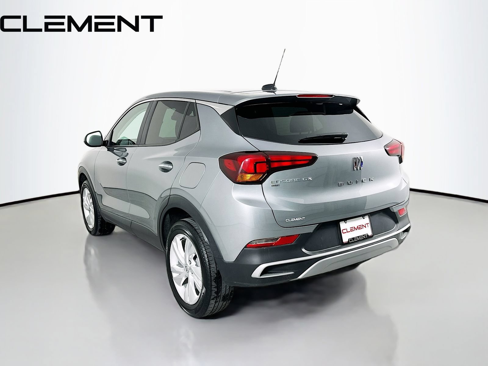Used 2025 Buick Encore GX Preferred AWD/4WD image 10