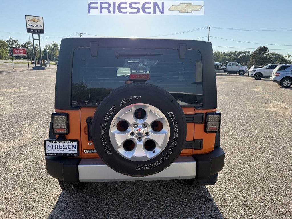 Used 2012 Jeep Wrangler Unlimited Sport image 3