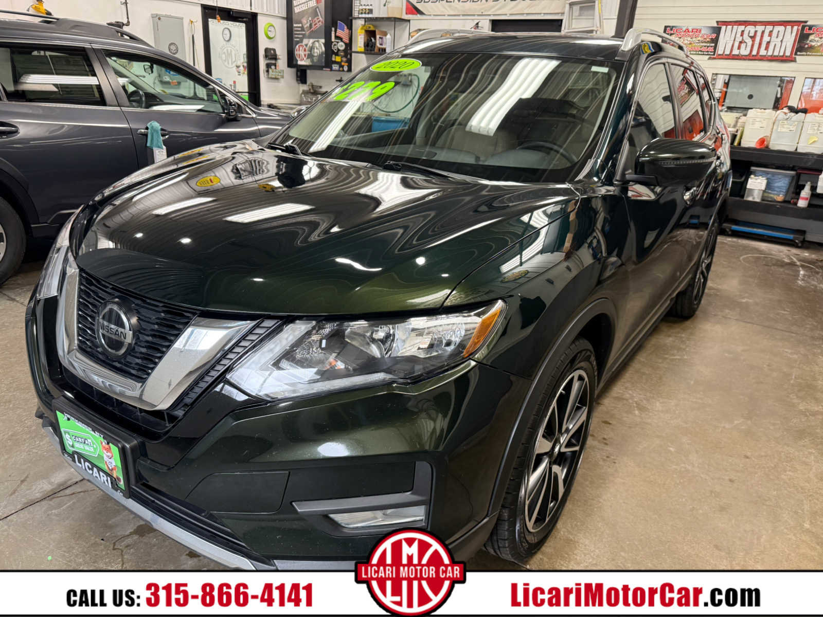 Used 2020 Nissan Rogue SL AWD/4WD image 1