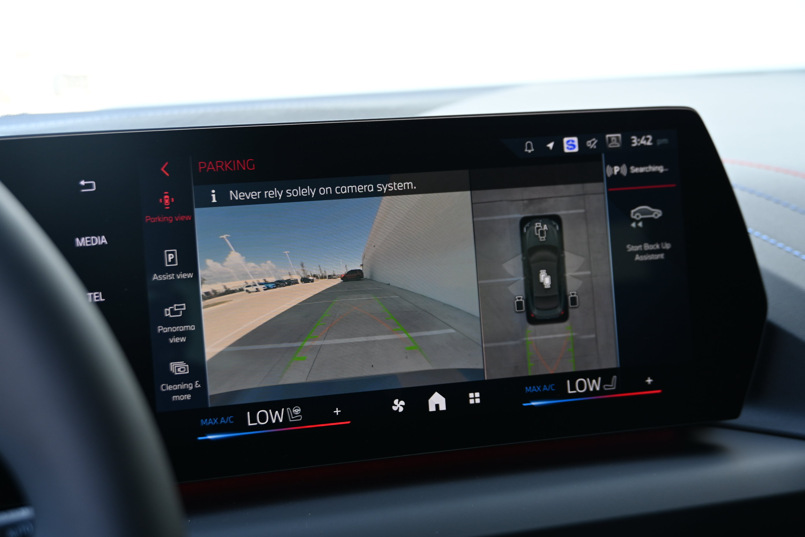 New 2026 BMW 228i w/ Technology Package FWD image 17