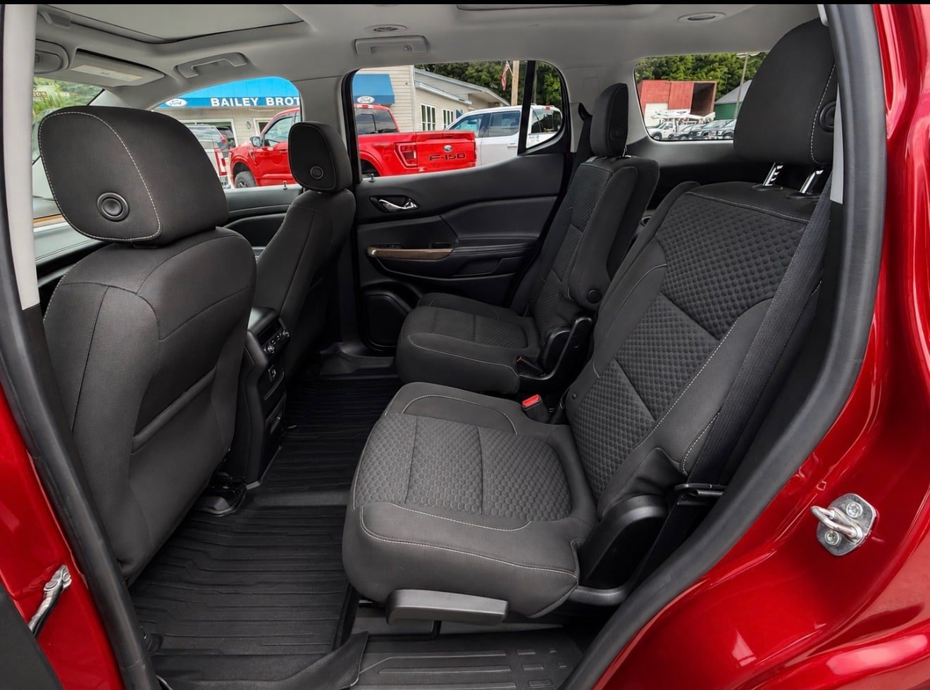 Used 2019 GMC Acadia SLE AWD/4WD image 12