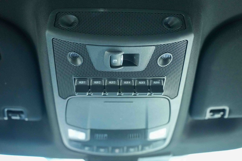Used 2022 Ford F250 Platinum w/ Tremor Off-Road Package AWD/4WD image 36